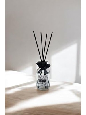 Nacario Vanilya Kokulu Kavanoz Mum ve 100 ml Oda Kokusu Seti