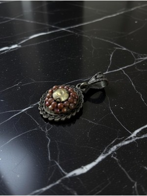 Anka Select Doğal Taş El Yapımı Kahve Bakır Görünümlü Özel Işlemeli Otantik Kolye Ucu