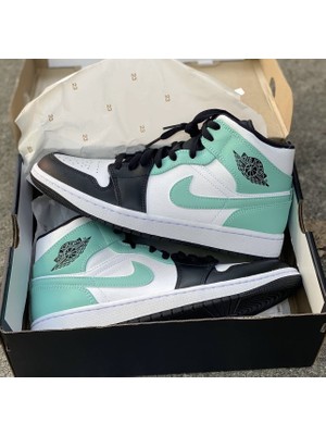 Nike Air Jordan 1 Mid