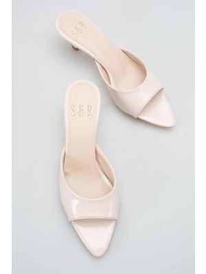 Sermoda Topuklu Kadın Terlik - 5 cm Ince Topuklu Sivri Burun Kadın Terlik Ten Rugan