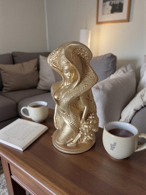 Doğal 🌿gold  Kadın Asalet Biblo – Mitolojik Kadının  Zarafet Figürü