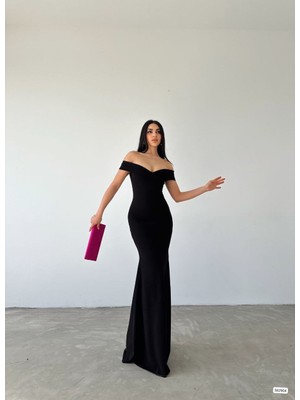 Aesco Kadın Dalgıç Kumaş Kayık Yaka ve Dekolte Detaylı Elbise