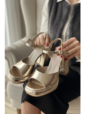 Divolya Bello Gold ( 9 cm Topuk ) Platform Topuklu Günlük Ayakkabı