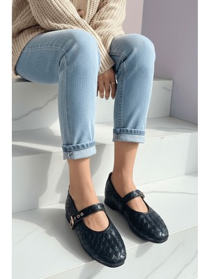 Divolya Stap Örgülü Siyah ( 2 Cm) Oval Burunlu Günlük Kullanım Babet