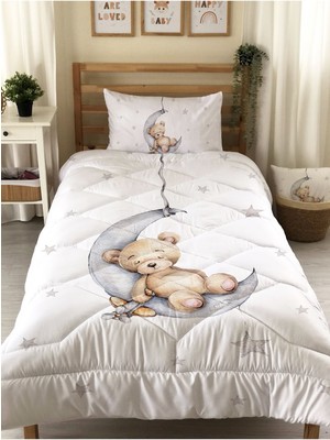 Özgürce Rüya Tatili Desenli Kapitone Yorgan ve Yatak Örtüsü Seti