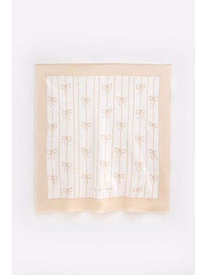 Özgürce Çift Taraflı Bej Battaniye, Yumuşak ve Sıcak Hissiyatı ile Konfor Sunar