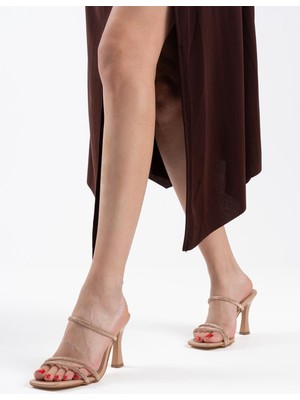 Alfaze Nude Deri Taşlı Ince Bantlı Topuklu Ayakkabı Topuk Boyu 8 cm