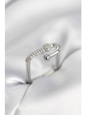 İlk El Grup Ieg™  Gümüş Renk Zirkon Taşlı Tifani Model Kare Kadın Yüzük TG27BYK4002