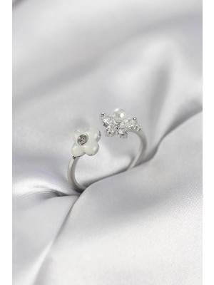 İlk El Grup Ieg™  Gümüş Renk Sedefli Çiçek Model Kadın Yüzük TG27BYK3982