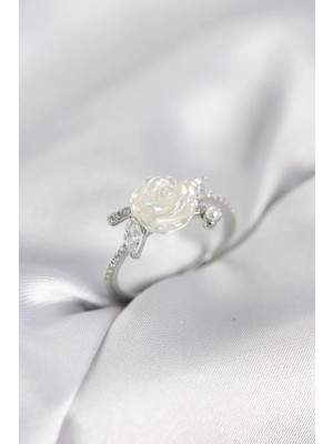 İlk El Grup Ieg™  Gümüş Renk Gül Model Zirkon Taşlı Kadın Yüzük TG27BYK4063