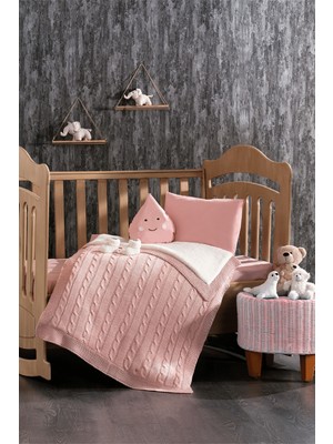 Özgürce 4 Parça Pamuklu Bebek Uyku Seti, Battaniye ve Yastıklı, Lilya Pembe