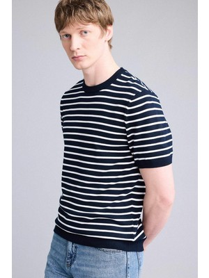 DeFacto Bisiklet Yaka Çizgili Triko Tişört E3252AX26SP