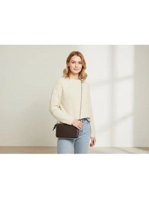 Sevmine Kahverengi Metalik Zincirli Mini Clutch Çanta – Taş ve Boncuk Işlemeli Lüks Portföy ( 14X24 cm )