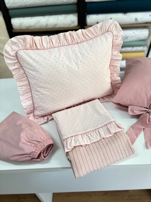 Özgürce Yumuşak ve Hafif Bebek Pike Seti, Sağlıklı ve Konforlu Uyku Için