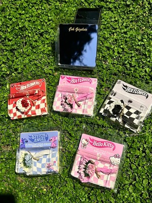 Hey Gidi Gift Hello Kitty Mini Buket Pembe Çiçek, Koleksiyonluk Çiçek Buketi, Love Flowers, Sevgiliye Hediye