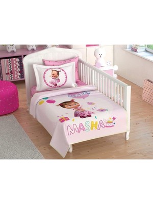 Özgürce Renkli ve Yumuşak Bebek Pike Takımı, Konfor ve Şıklık Bir Arada