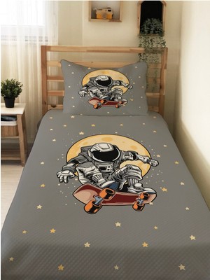 Özgürce Astronot Desenli Bebek ve Çocuk Tek Kişilik Pike Takımı 160X220 cm Gri