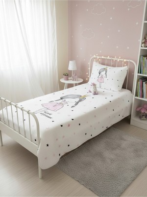 Özgürce Prenses Desenli Bebek ve Çocuk Baskılı Tek Kişilik Pike Takımı 160X230