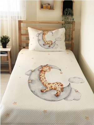 Özgürce Ay Zürafa Desenli Bebek ve Çocuk Tek Kişilik Pike Takımı, 160X220 cm