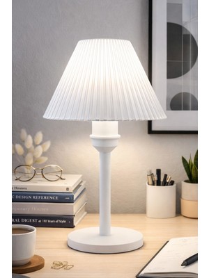 PinkyDuck Modern Masa Lambası