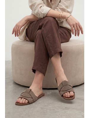 Marjin Kadın Bantlı Günlük Terlik Siyso Vizon Süet