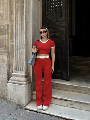Crop Pantolon Biyeli Takım Kırmızı