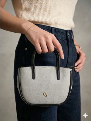 Januga Kadın Açık Gri Kaliteli Şık Yumuşak Deri Astarlı Fermuar Kapamalı Ayarlanabilir Askılı El ve Omuz Çantası