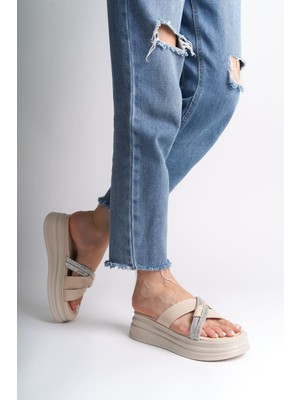 DMR Elegance Ruby Düz Topuklu Taşlı Çapraz Şeritli Kalın ve Ortopedik Taban Kadın Terlik  Ckt - Krem