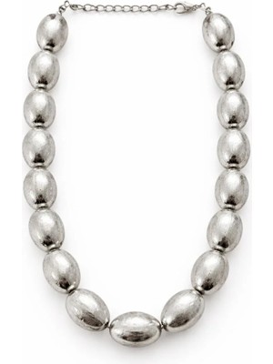 Gümüş Renk Oval Boncuklu Tasarım Kolye