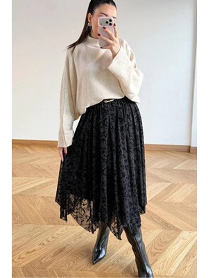 Rora Tül Detaylı Asimetrik Astarlı Uzun Etek