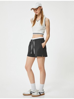 Koton Çift Bel Detaylı Mini Şort Cepli Beli Bağlamalı Rahat Kalıp Pamuklu