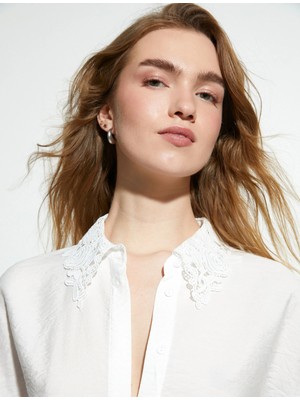 Koton Kısa Kollu Gömlek Dantel Yaka Viskon Karışımlı