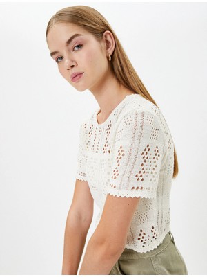 Koton Ajurlu Crop Tişört Kısa Kollu Bisiklet Yaka