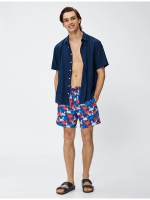 Koton Deniz Şortu Yengeç Baskılı Beli Bağcıklı Cepli