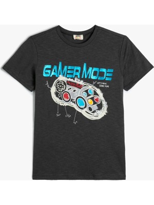 Koton Tişört Oyun Temalı Kısa Kollu Bisiklet Yaka Pamuklu