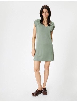 Koton Mini Elbise Kısa Kollu V Yaka