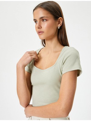 Koton Sırt Dekolteli Tişört Crop Kısa Kollu Fitilli Slim Fit