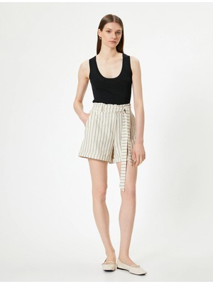 Koton Keten Karışımlı Çizgili Şort Yüksek Bel Cepli