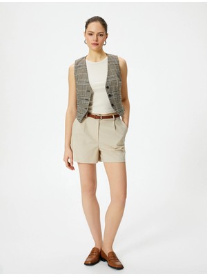 Koton Mini Şort Yüksek Bel Kemer Detaylı Düğmeli Cepli