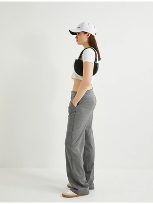 Koton Kumaş Pantolon Kapaklı Cep Detaylı Bol Paça Standart Bel