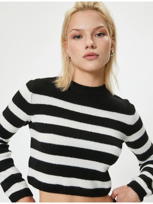 Koton Crop Triko Kazak Hafif Dik Yaka Yumuşak Dokulu