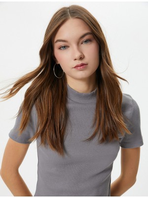 Koton Balıkçı Yaka Crop Tişört Slim Fit Kısa Kollu Kaşkorse Pamuklu