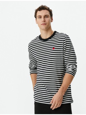 Koton Bisiklet Yaka Sweatshirt Çiçek Nakışlı Pamuklu