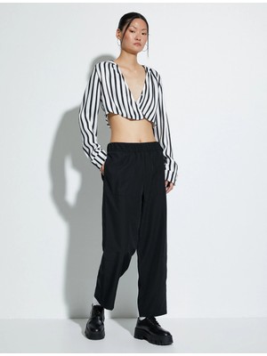 Koton Kapşonlu Crop Bluz V Yaka