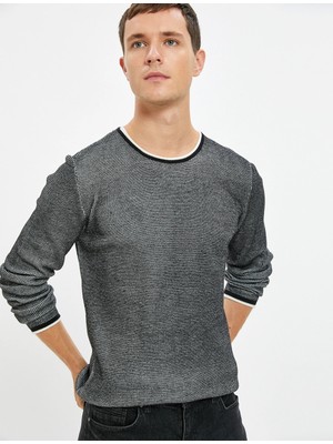 Koton Triko Kazak Bisiklet Yaka Dokulu Slim Fit Uzun Kollu