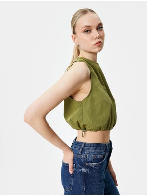 Koton Crop Üst Paraşüt Kumaş Kolsuz Beli Lastikli