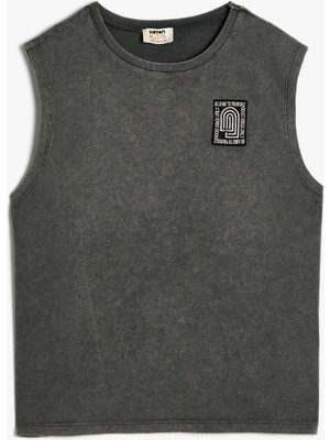 Koton Basic Atlet Aplike Detaylı Bisiklet Yaka Pamuklu