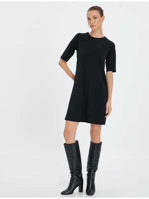 Koton Mini Elbise Kısa Kollu Bisiklet Yaka