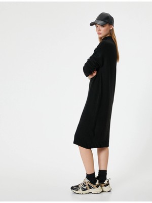 Koton Triko Elbise Midi Dik Yaka Uzun Kollu Relax Fit