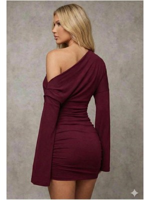 Rora Asimetrik Yaka Düşük Omuz Detaylı Uzun Kollu Likralı Elbise ( Mevsimlik ve Kışlık )